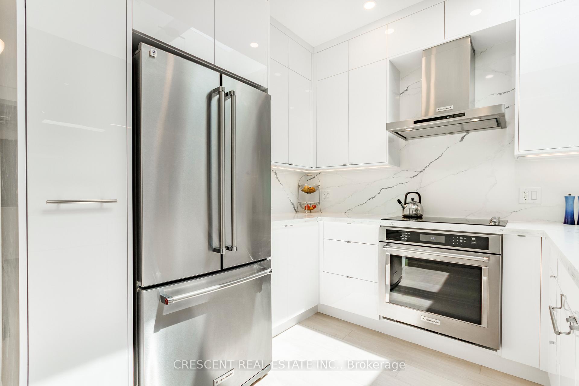 375 Jane Street, Toronto