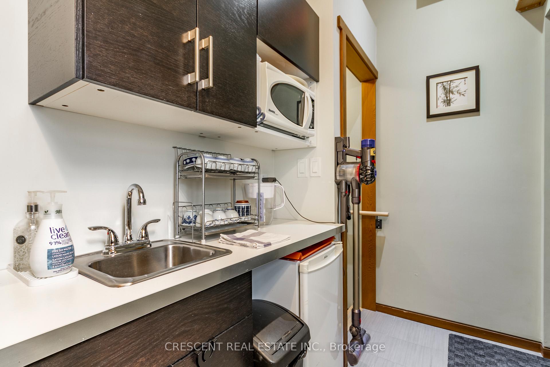 375 Jane Street, Toronto
