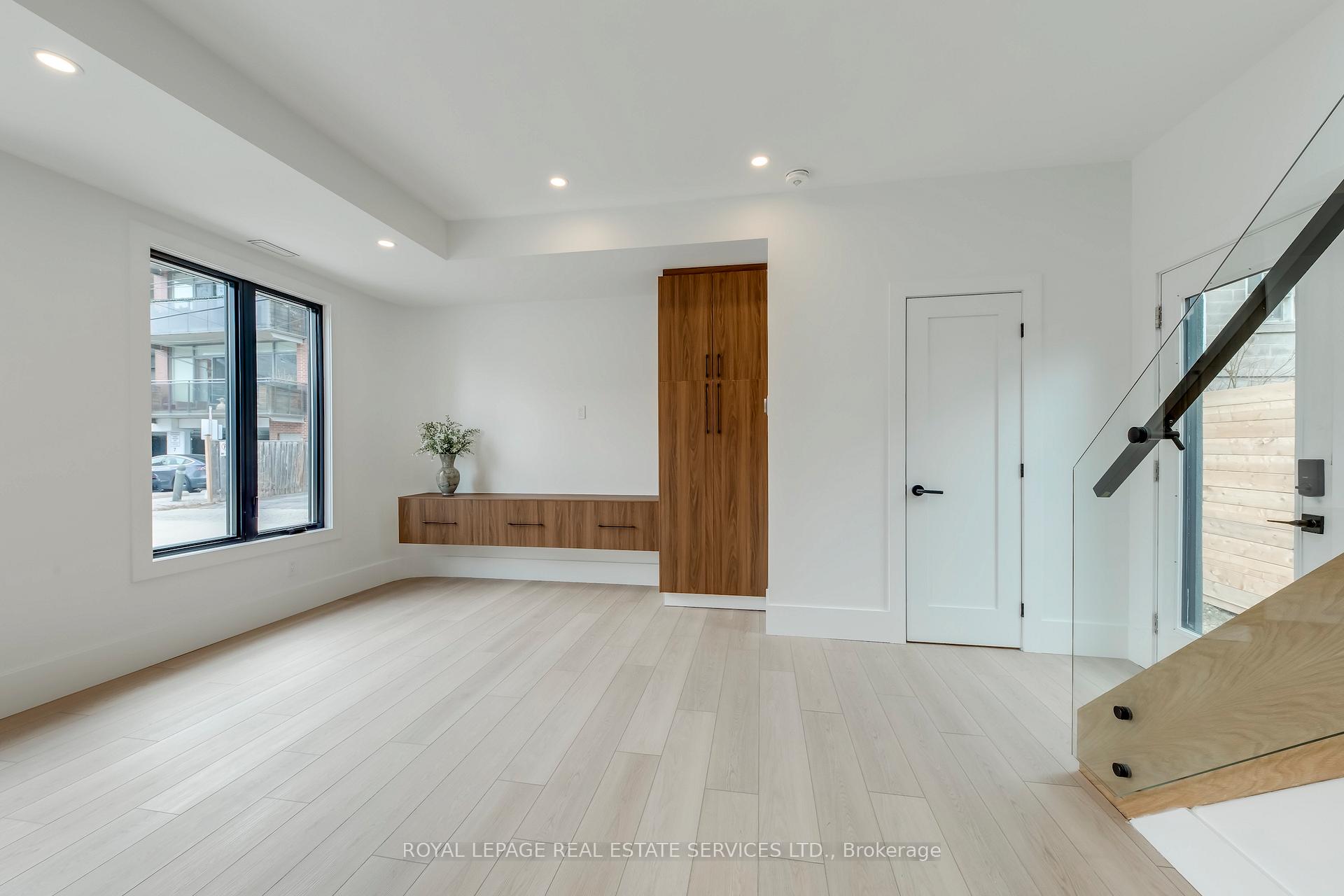 561 Durie Street, Toronto