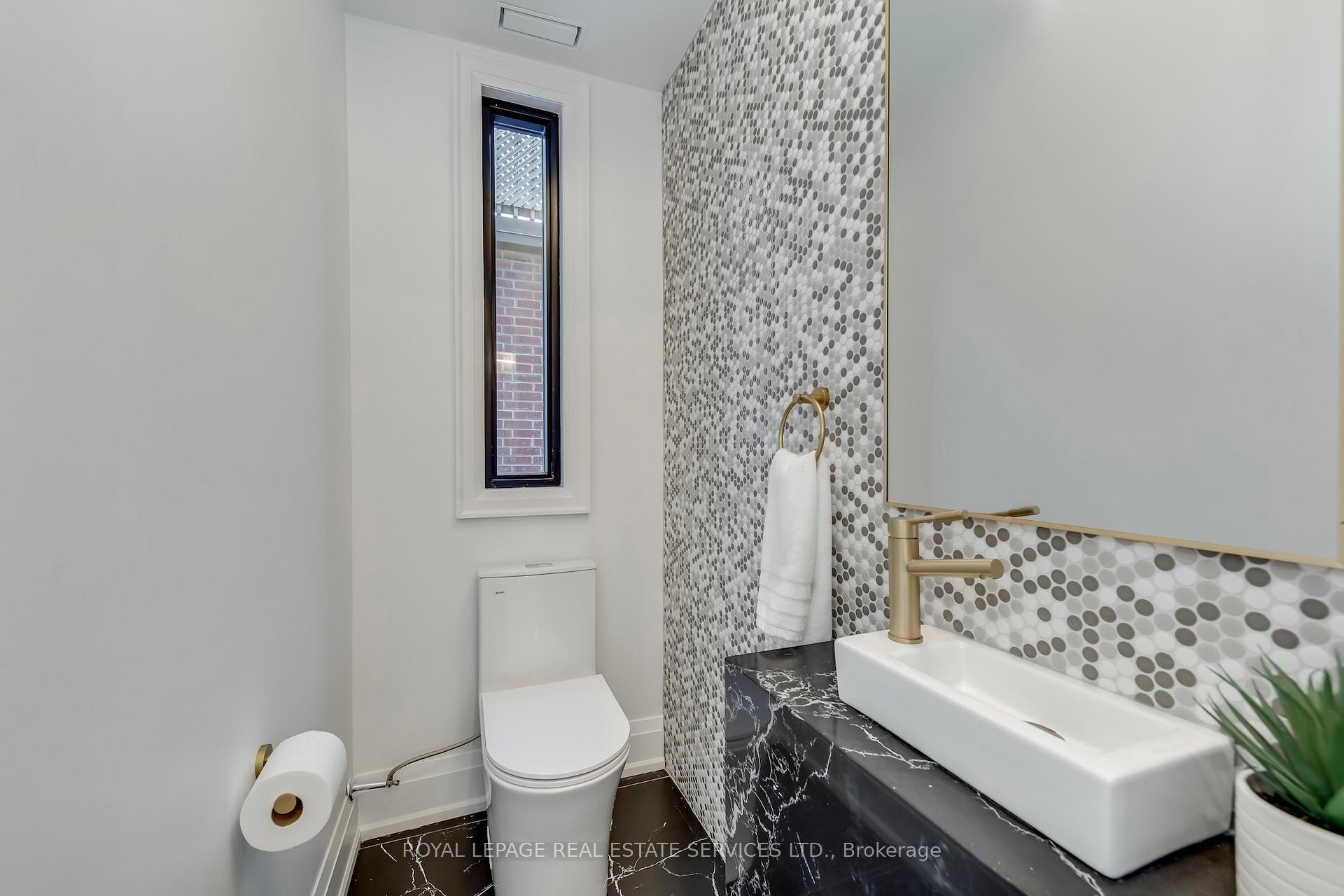 561 Durie Street, Toronto