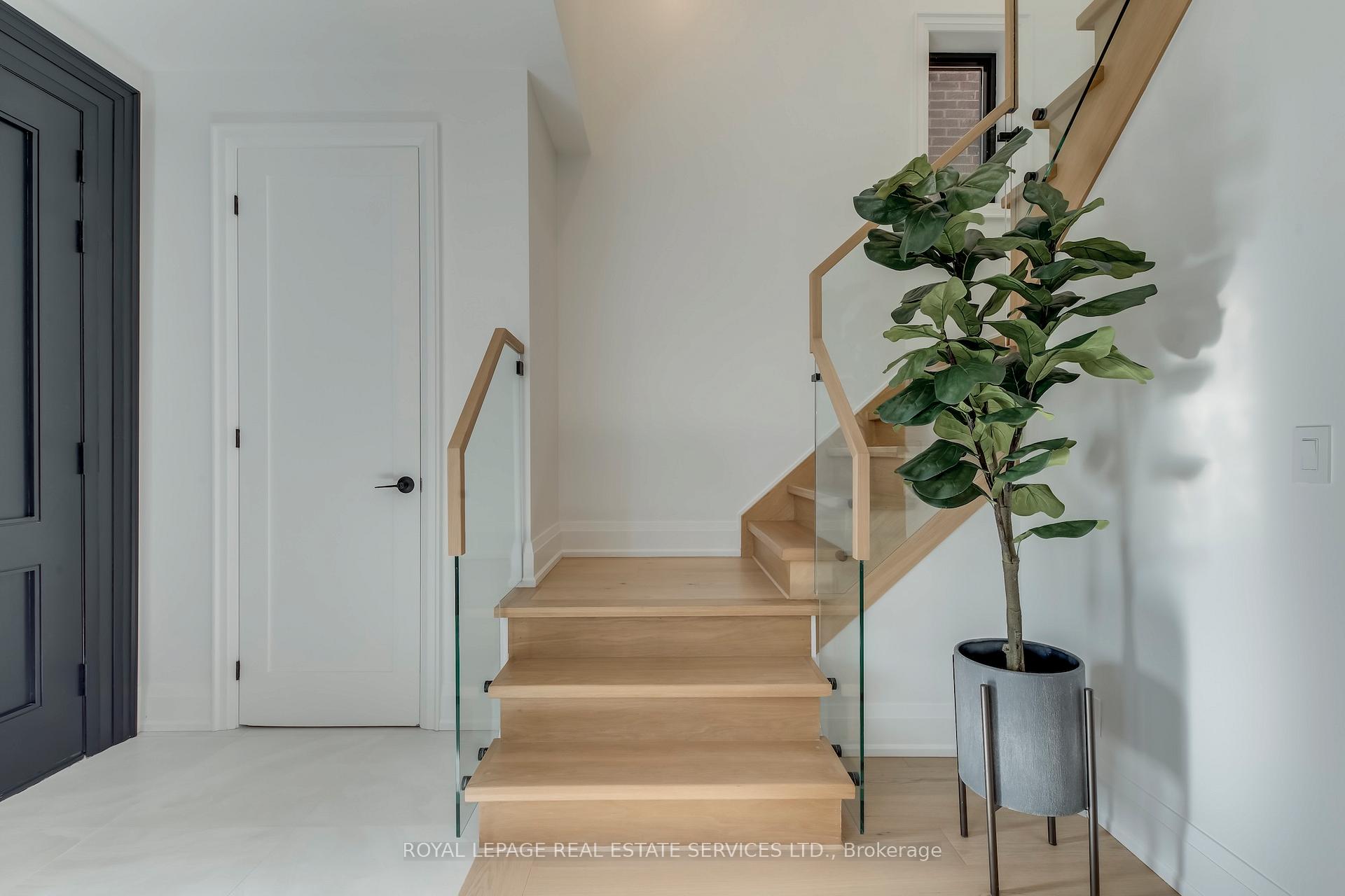 561 Durie Street, Toronto