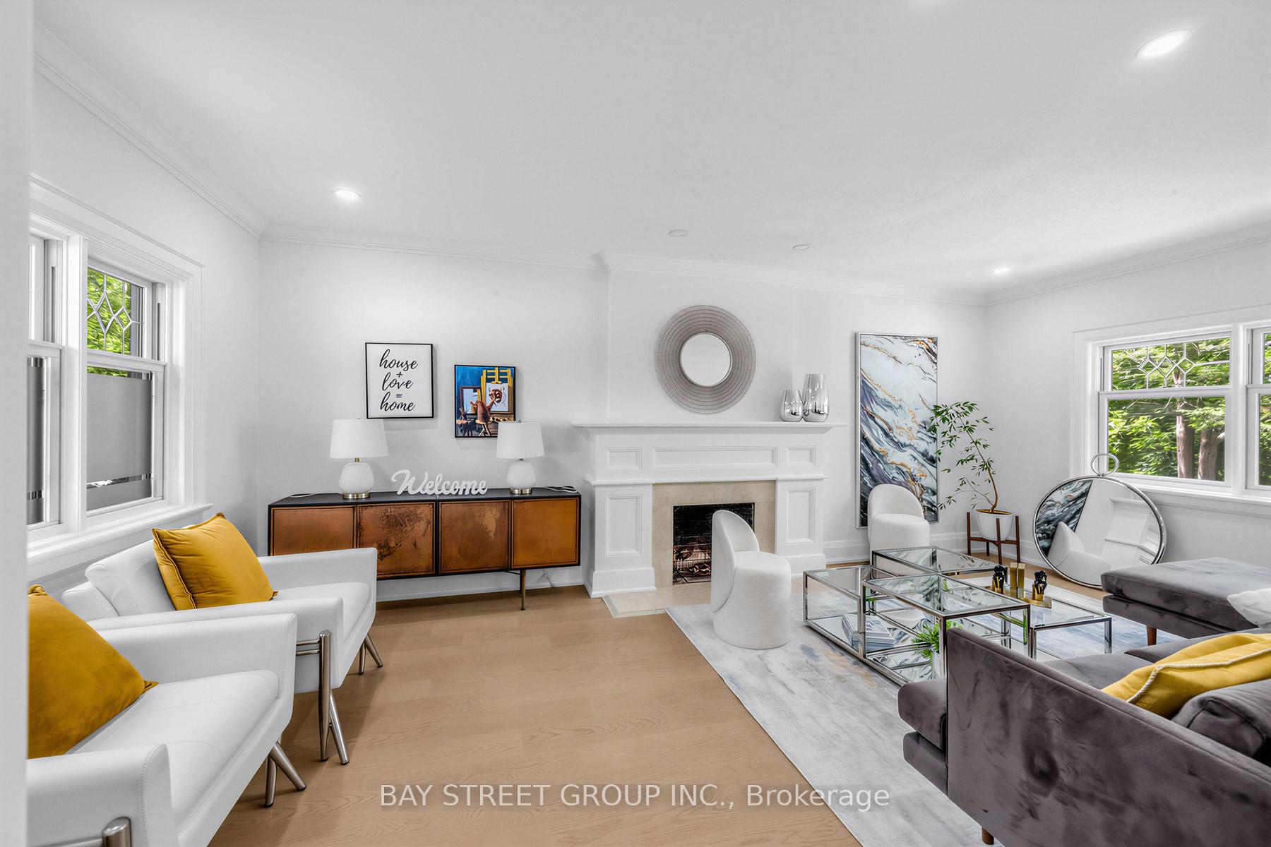 136 Humbercrest Boulevard