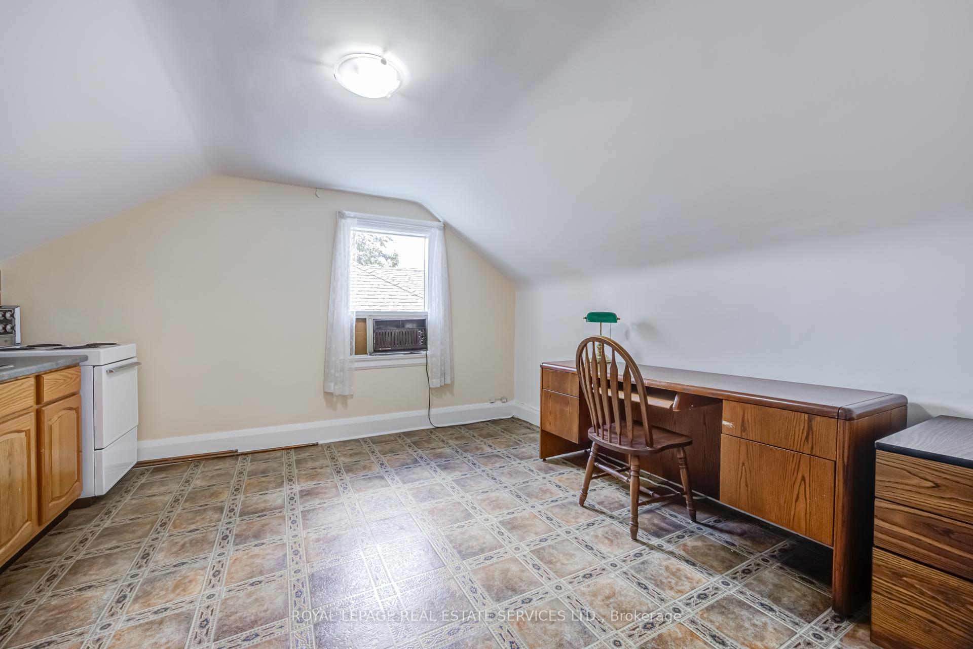 51 Halford Avenue, Toronto