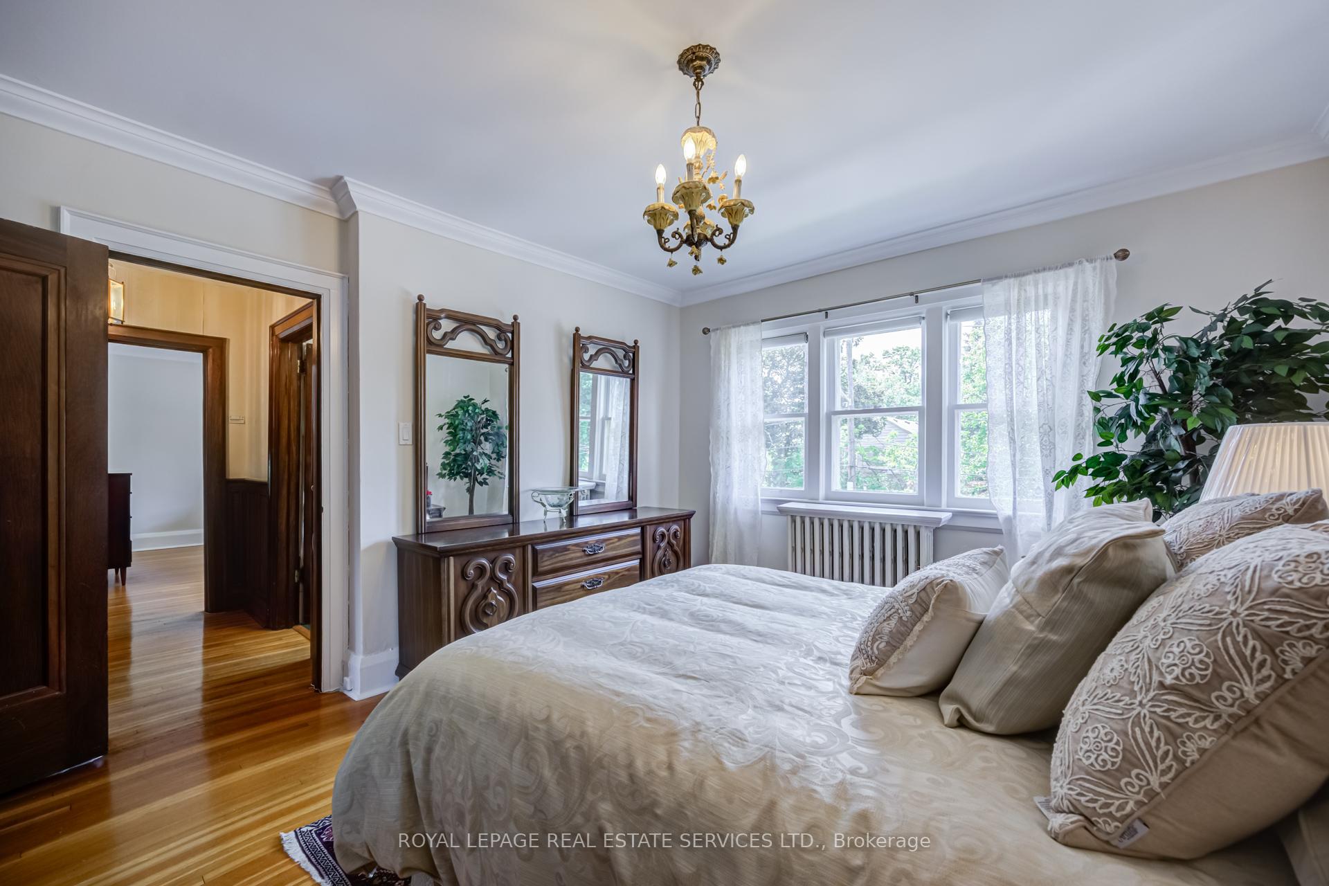51 Halford Avenue, Toronto