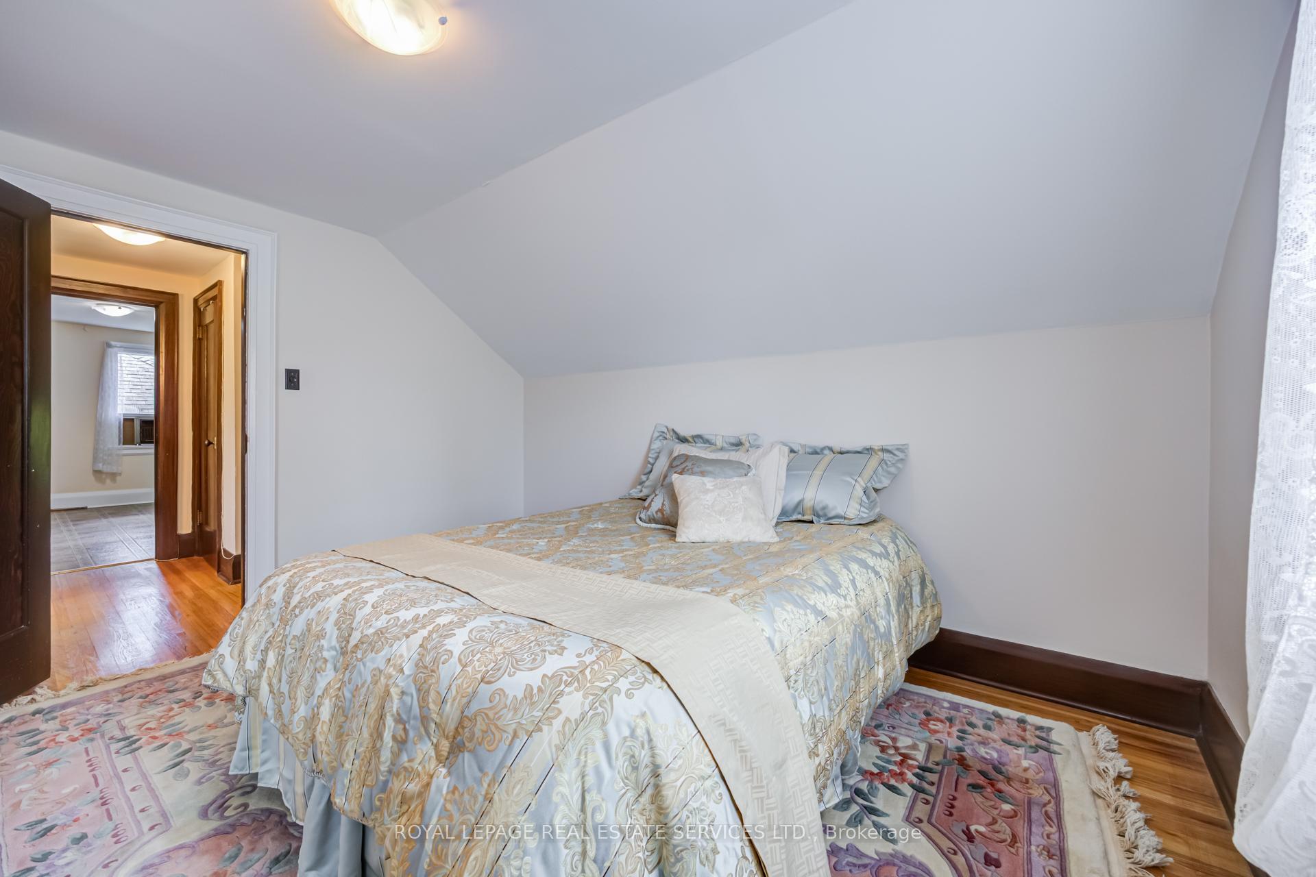 51 Halford Avenue, Toronto