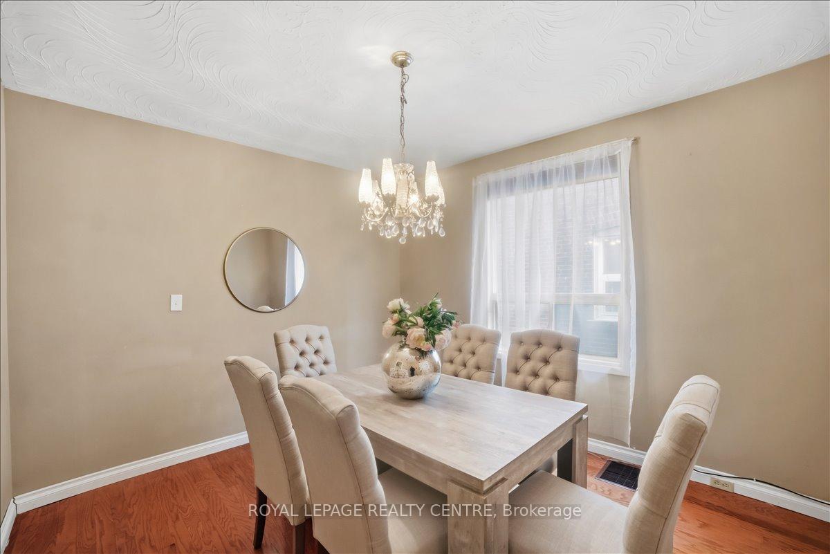 115 Priscilla Avenue, Toronto
