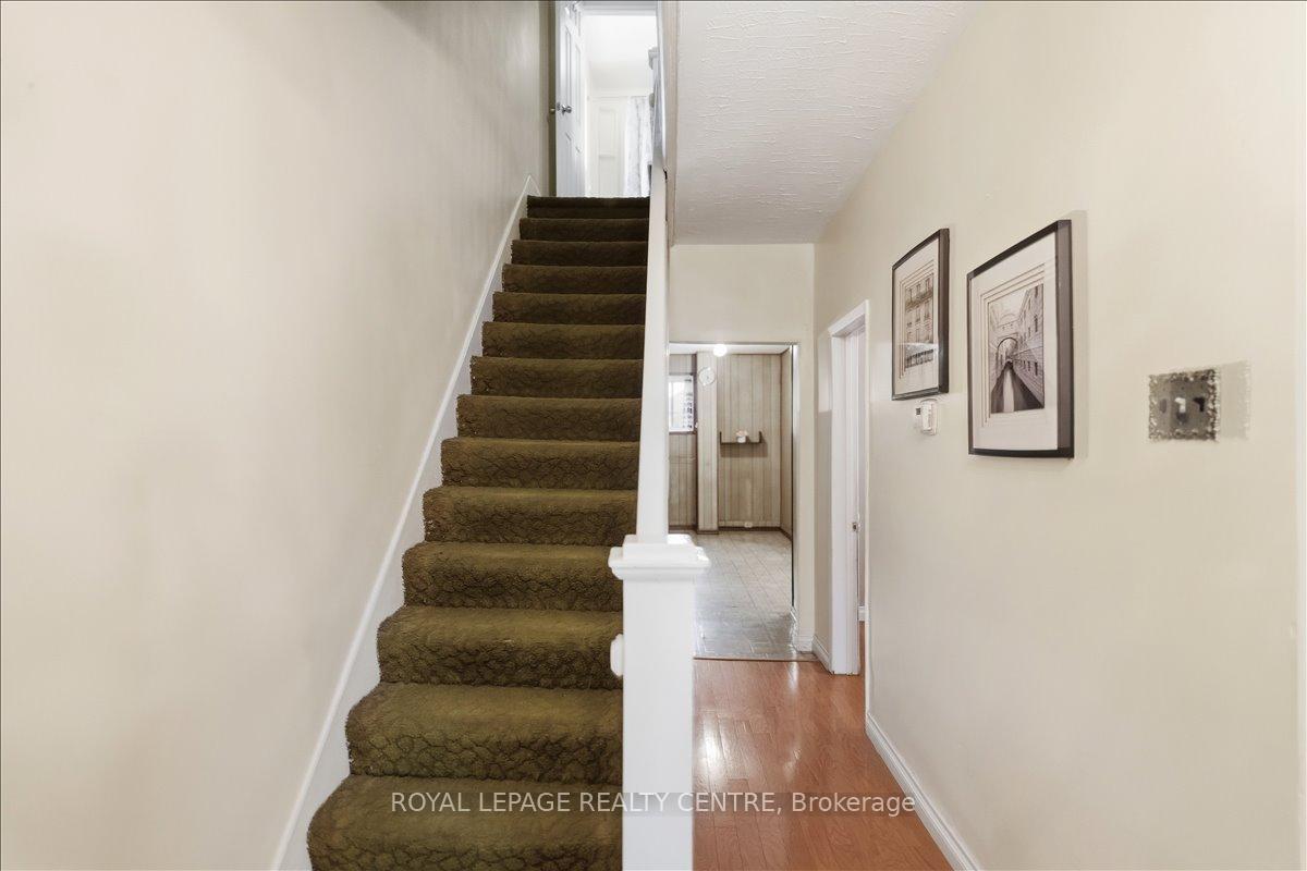 115 Priscilla Avenue, Toronto