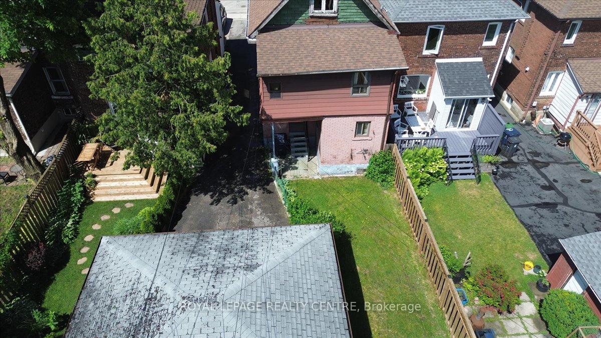 115 Priscilla Avenue, Toronto