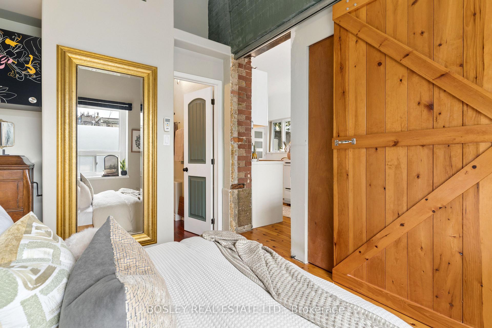 243 Macdonell Avenue 6, Toronto Unit: 6