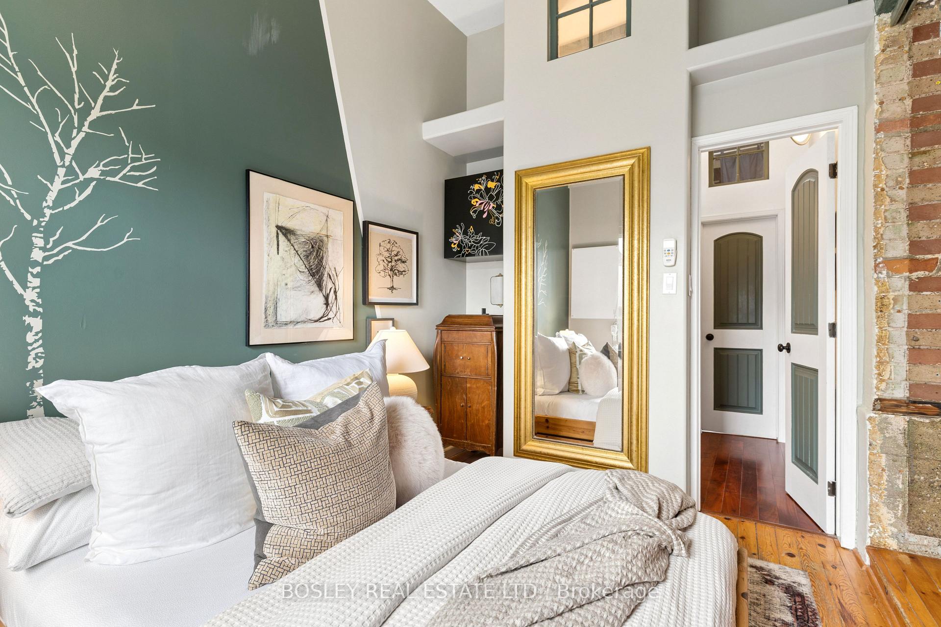 243 Macdonell Avenue 6, Toronto Unit: 6