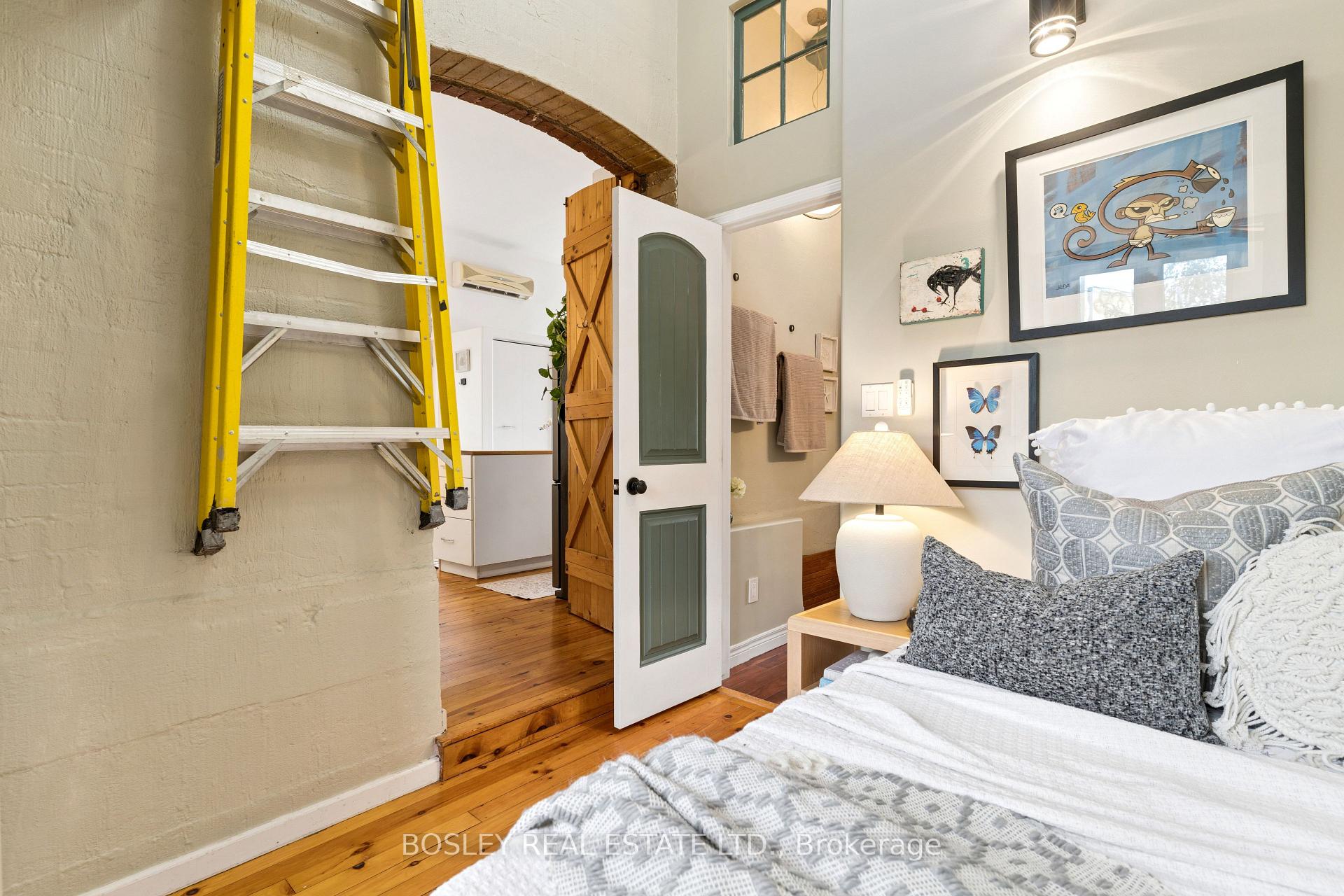 243 Macdonell Avenue 6, Toronto Unit: 6