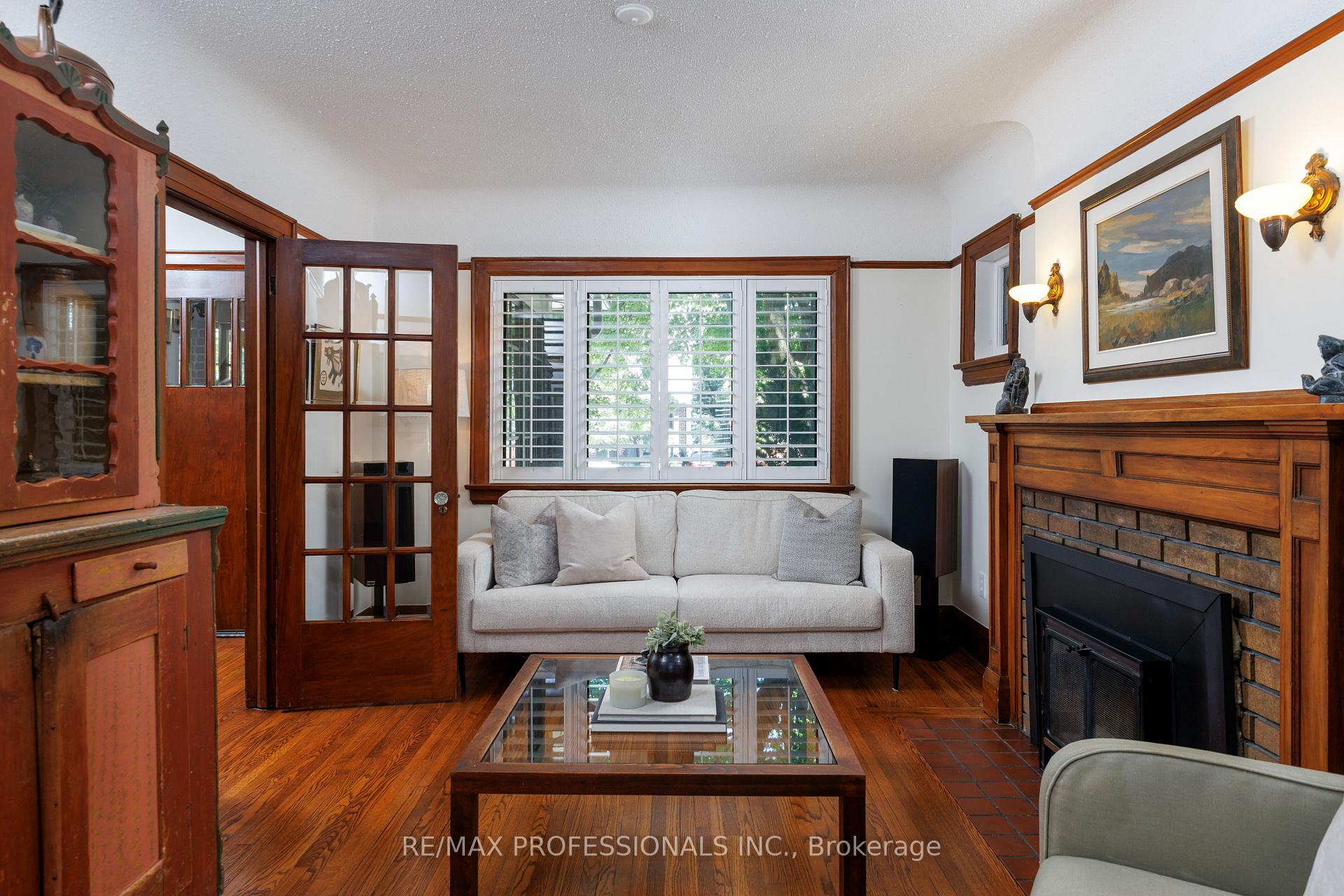217 Humbercrest Boulevard, Toronto