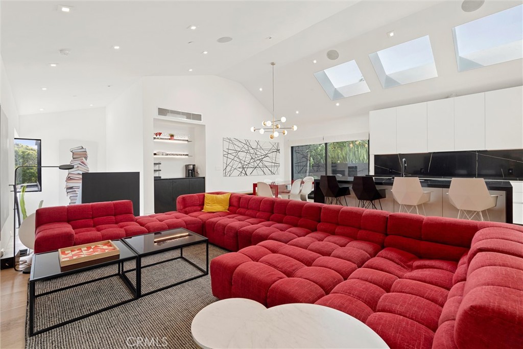 627 Sunset Avenue