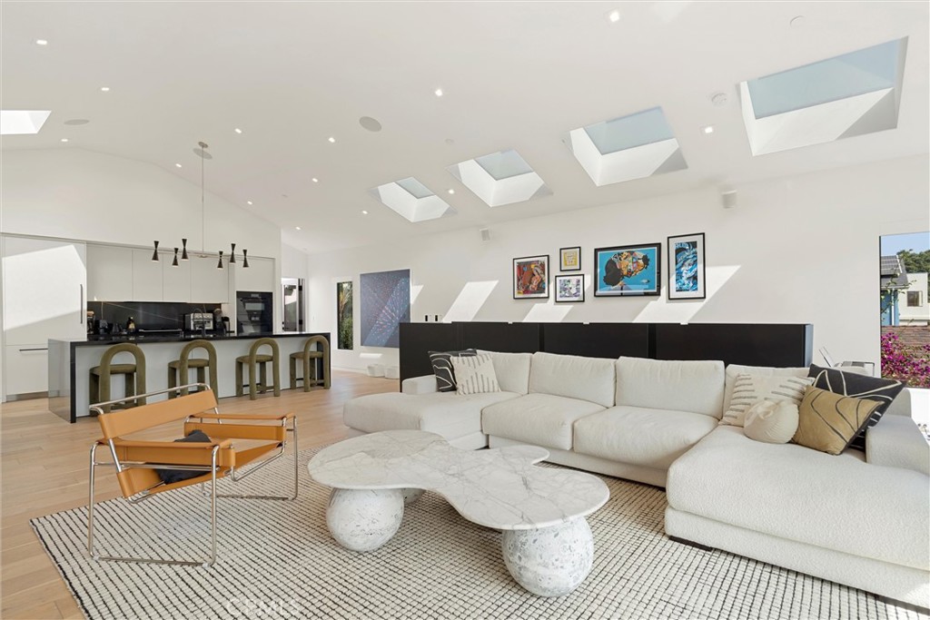 627 Sunset Avenue
