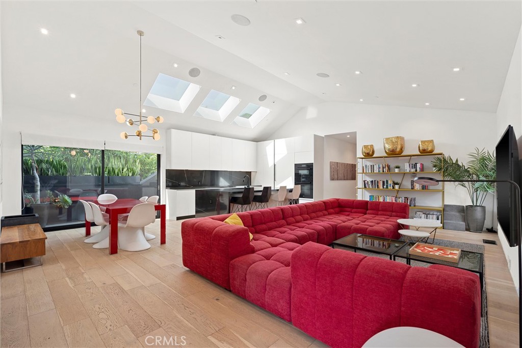 627 Sunset Avenue