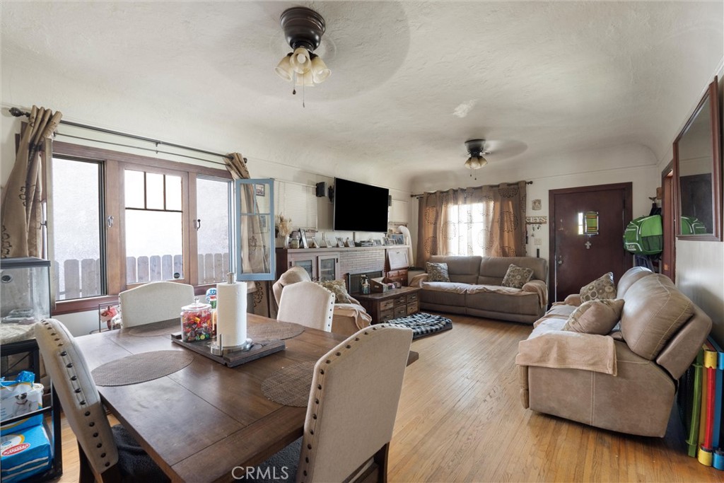 1222 E 57th Street