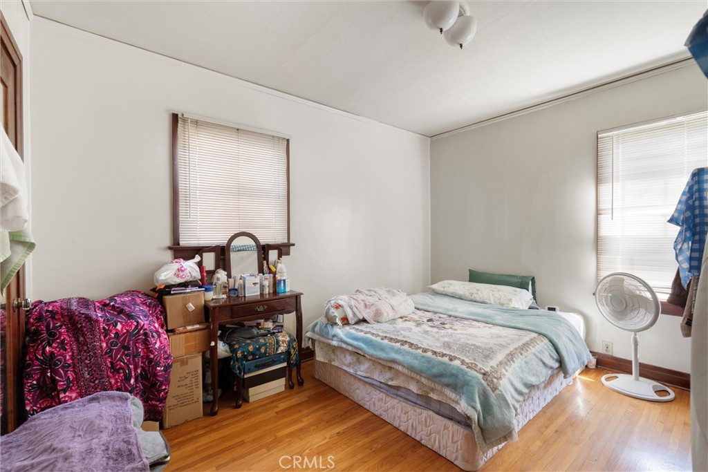 1222 E 57th Street