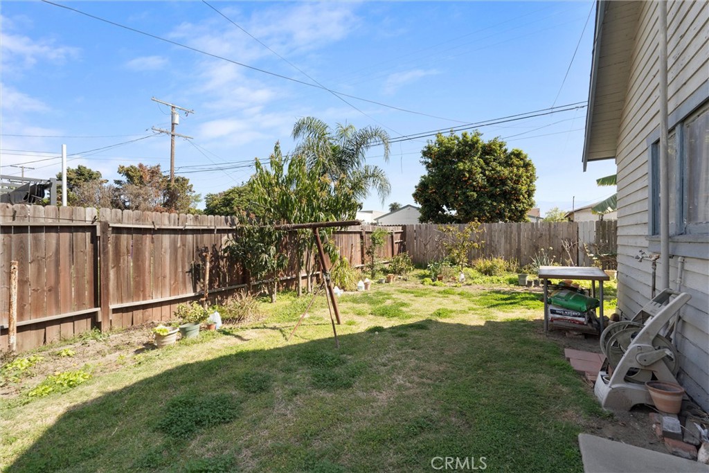 1222 E 57th Street