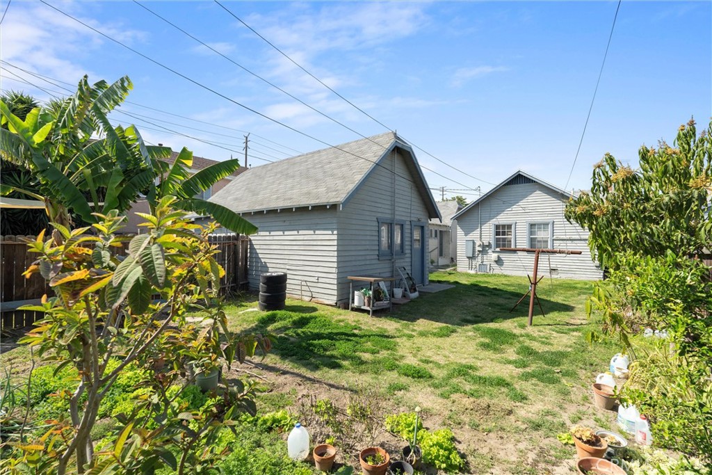 1222 E 57th Street