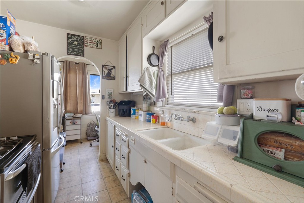 1222 E 57th Street