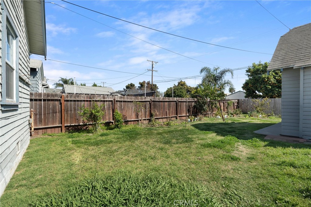 1222 E 57th Street