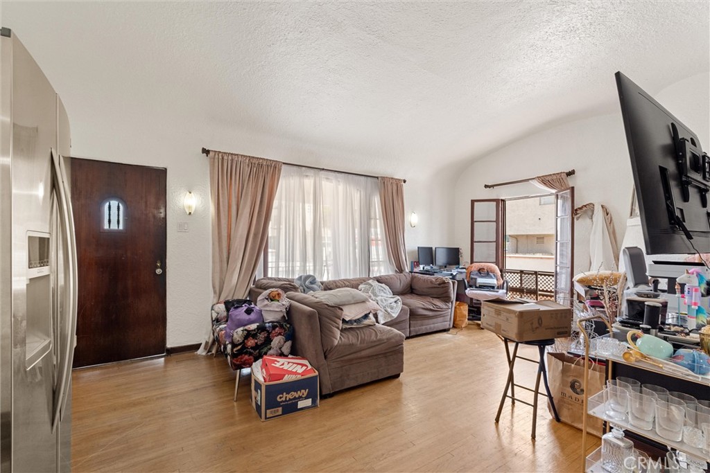 623 W 18th Street