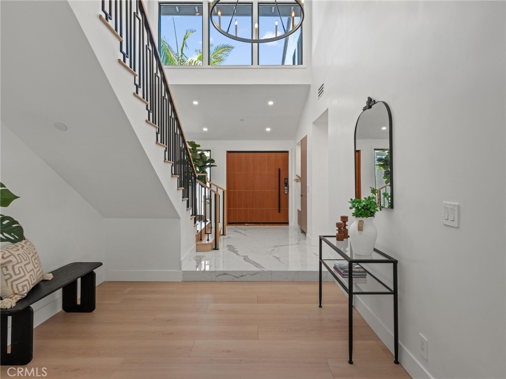 24 White Water Drive