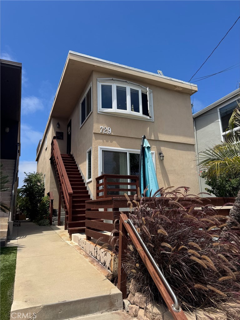 729 Longfellow Avenue