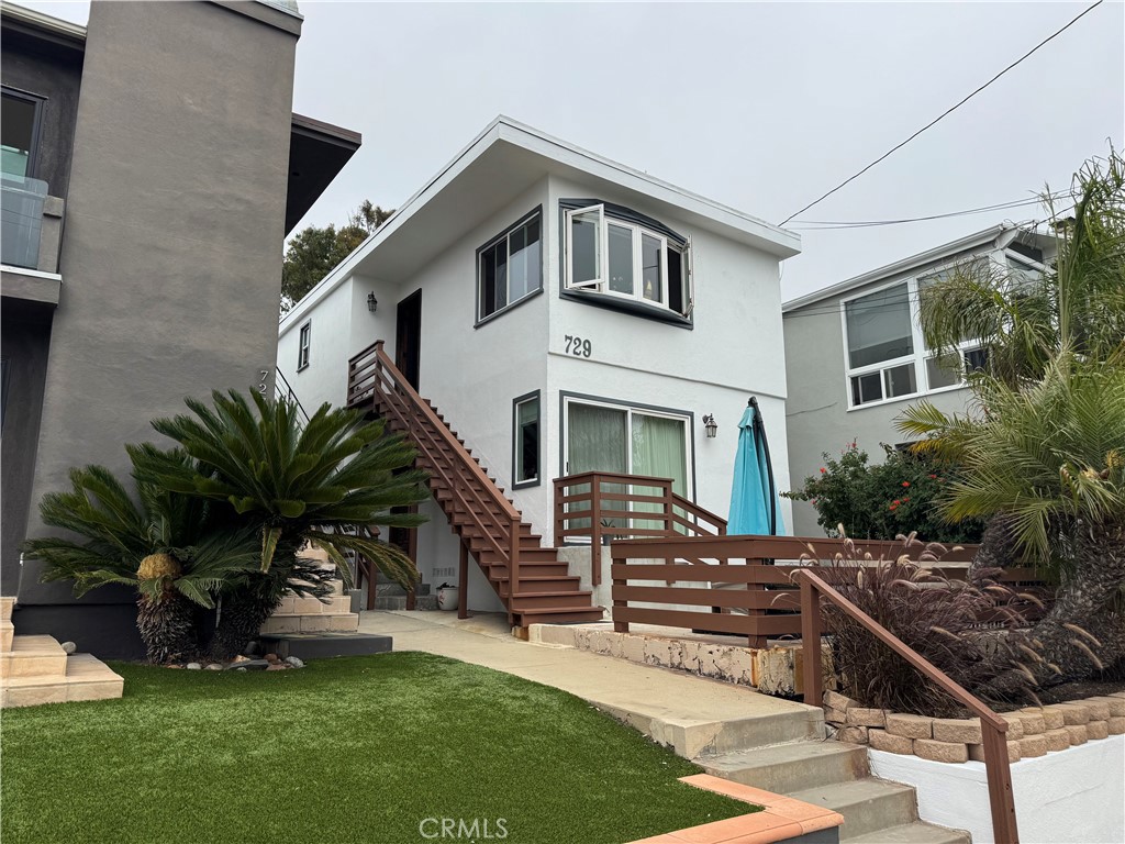 729 Longfellow Avenue