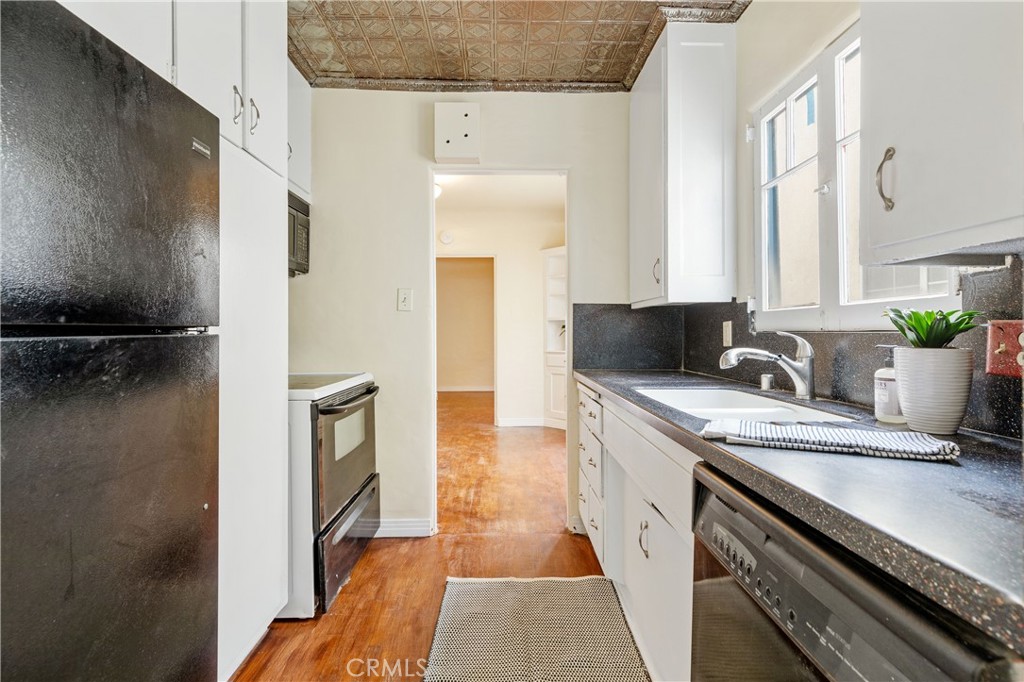 1506 Bayview Drive