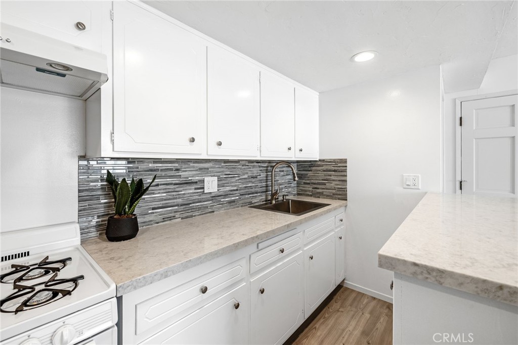 464 28th Street