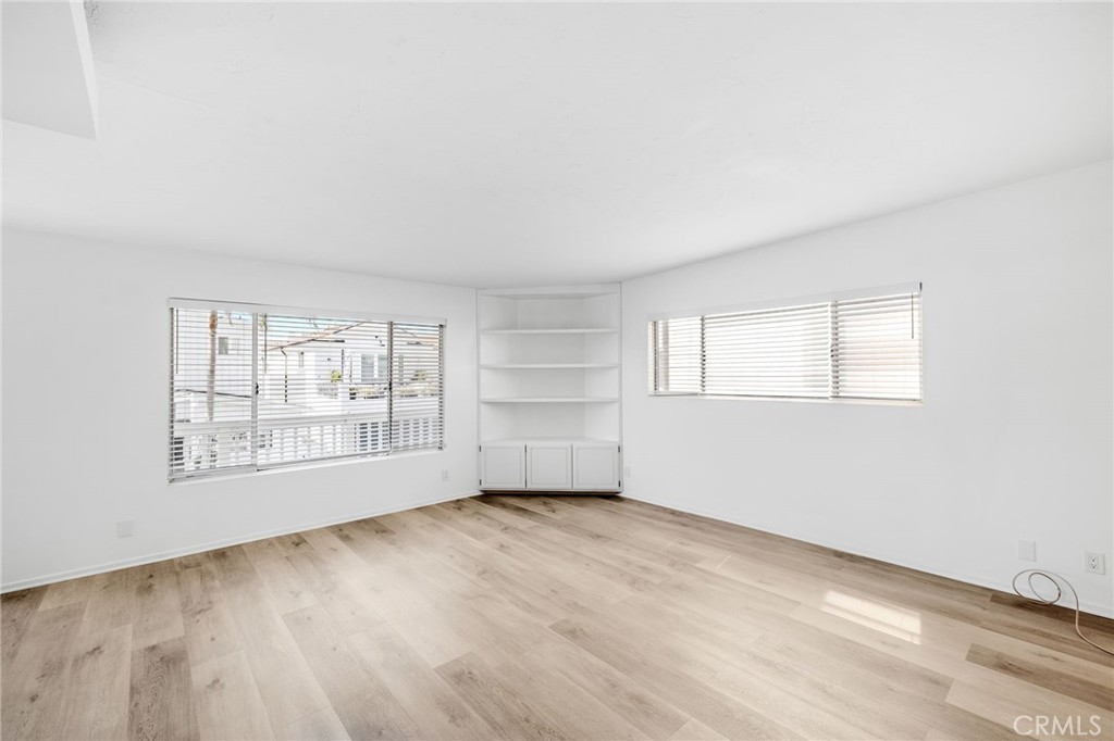 464 28th Street