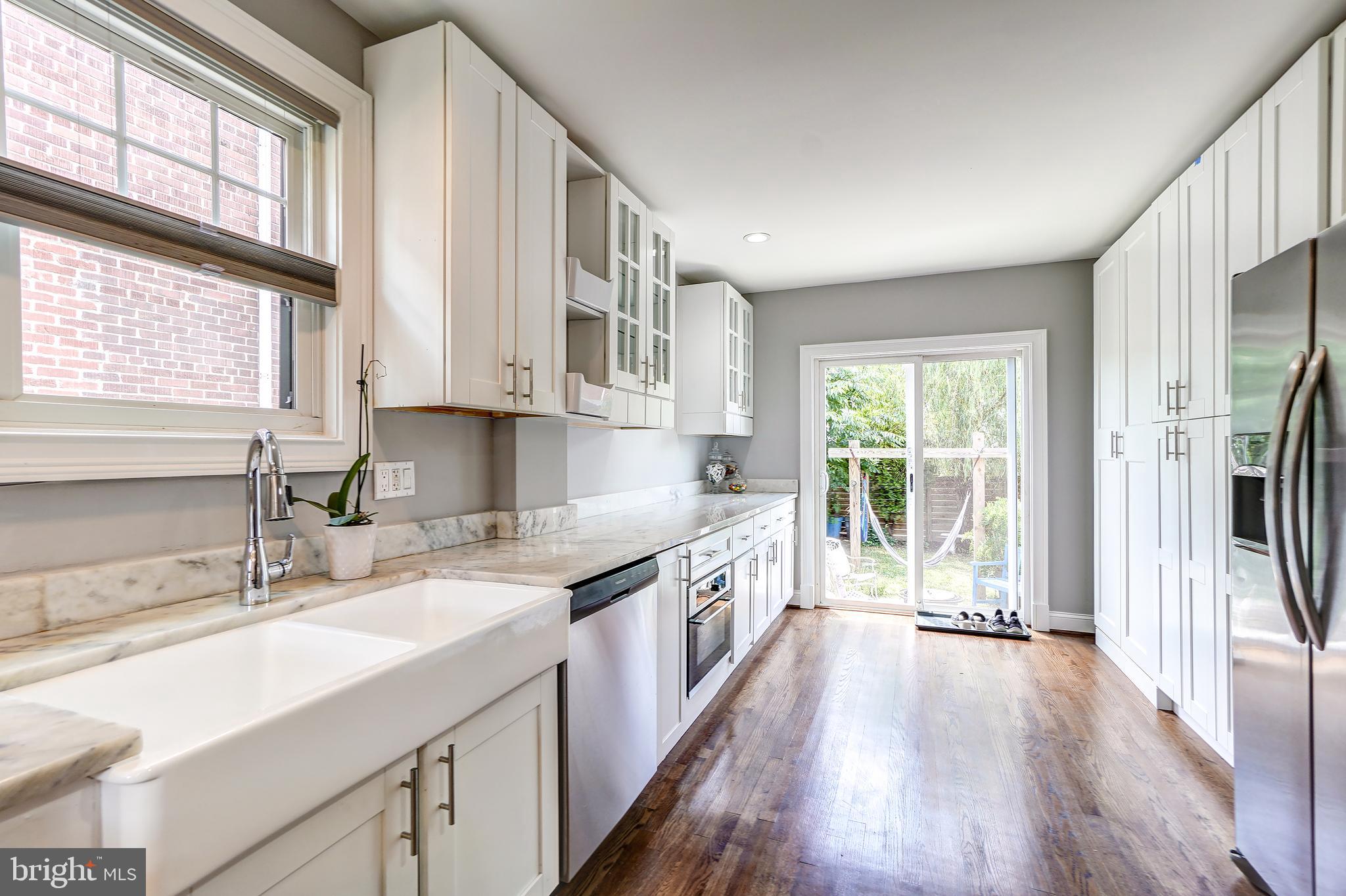 1216 Underwood St NW