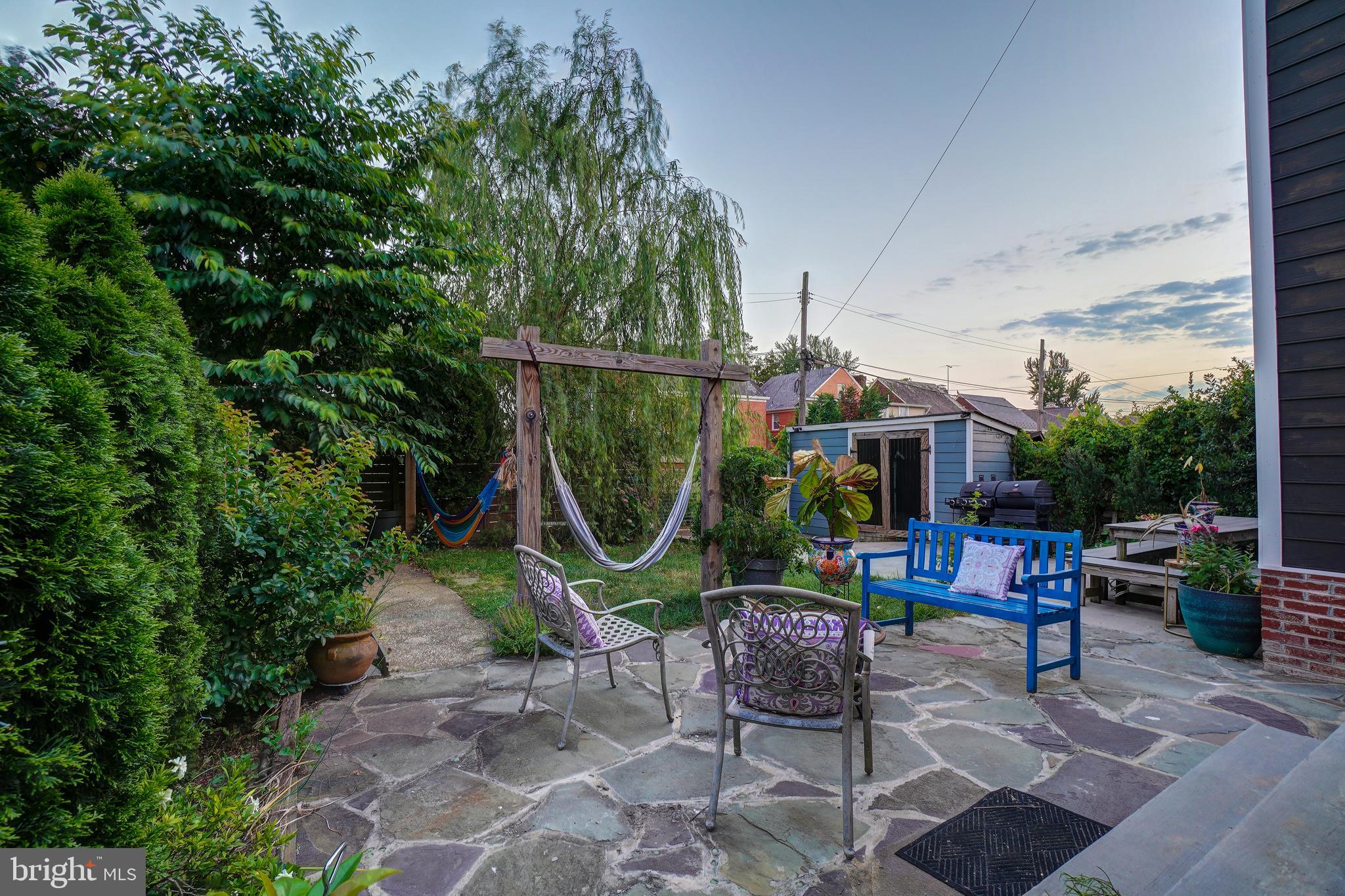 1216 Underwood St NW