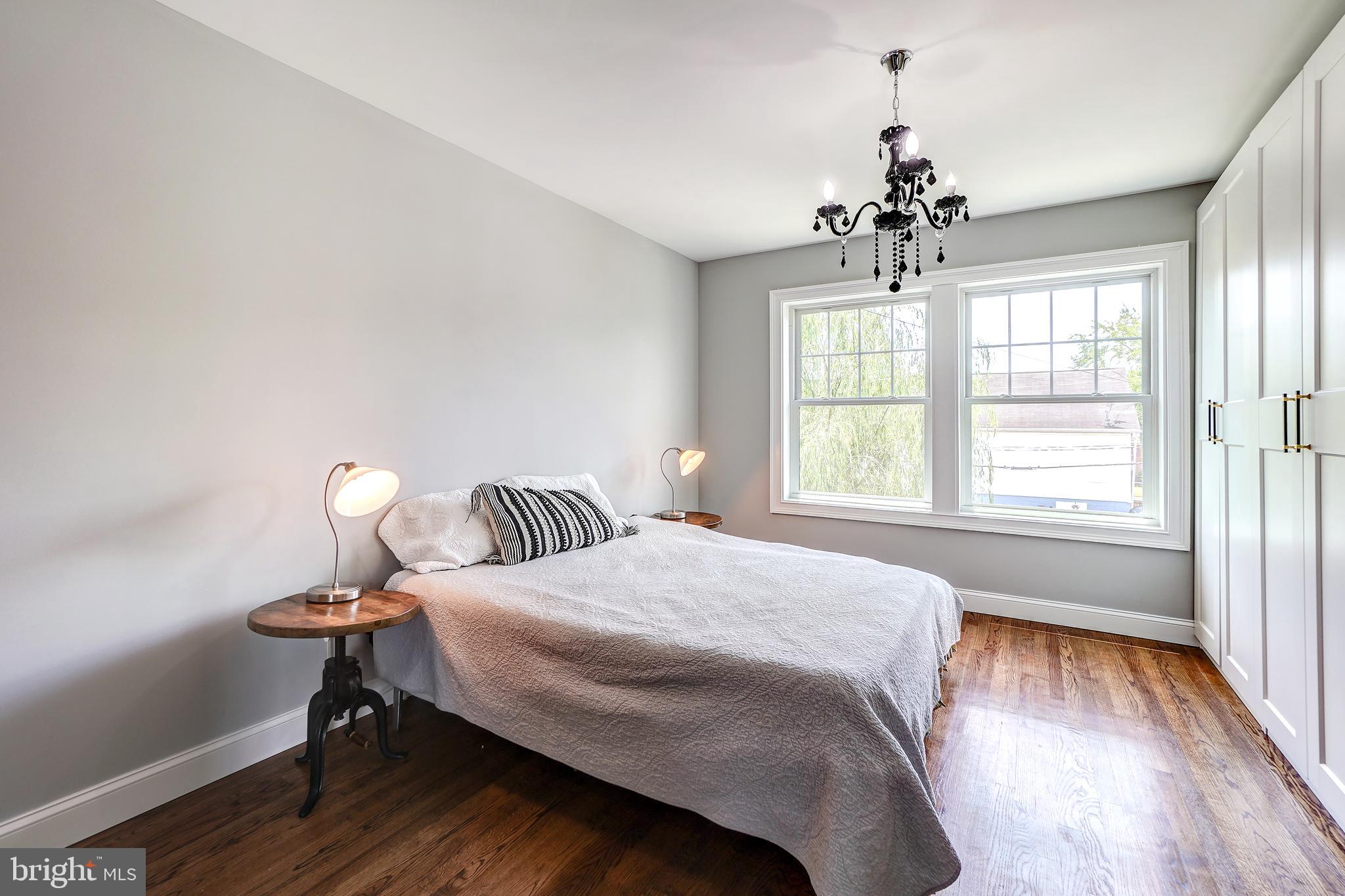 1216 Underwood St NW