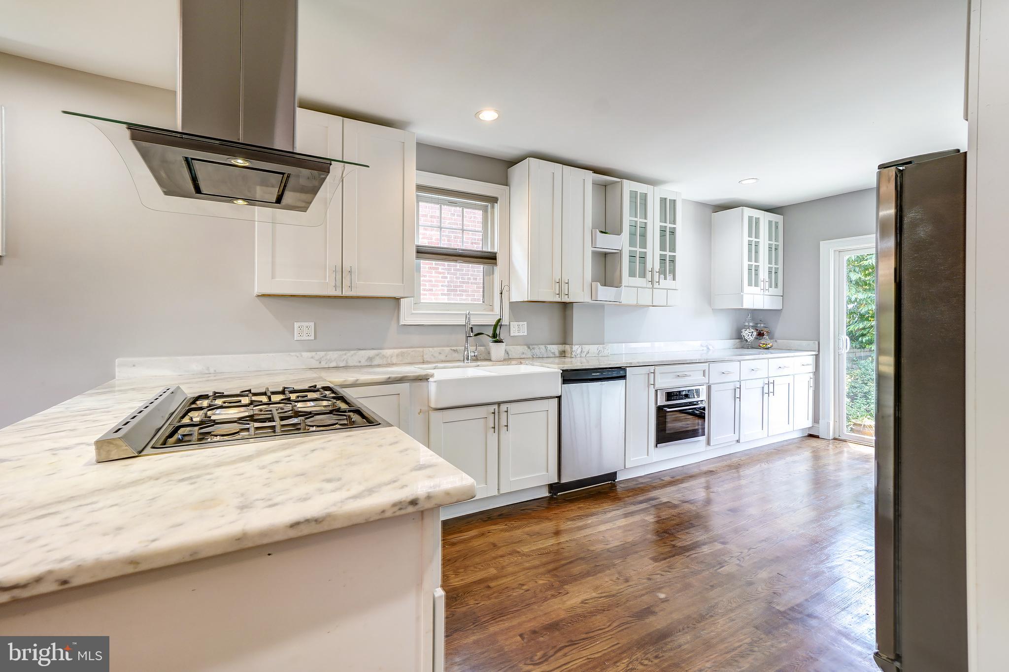 1216 Underwood St NW