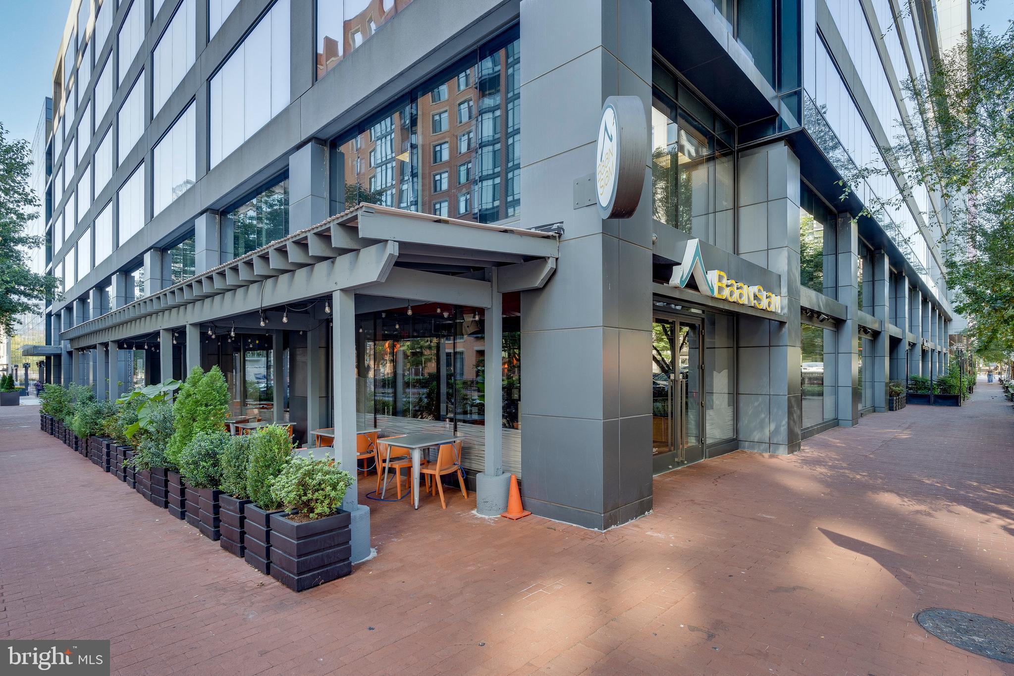 811 4th St NW #502