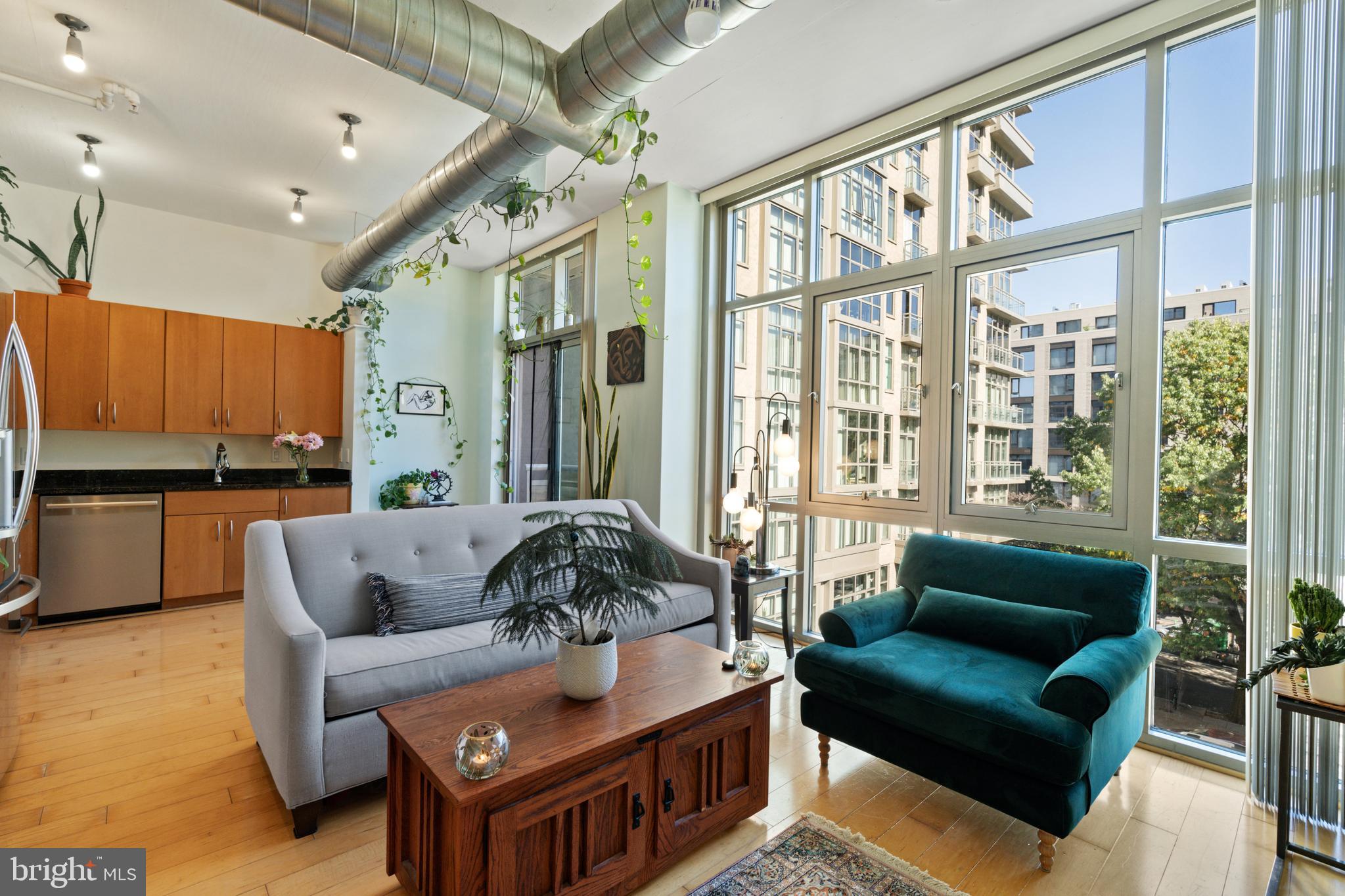 811 4th St NW #502
