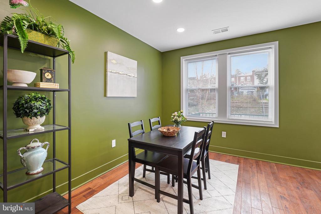 234 Gallatin St NW