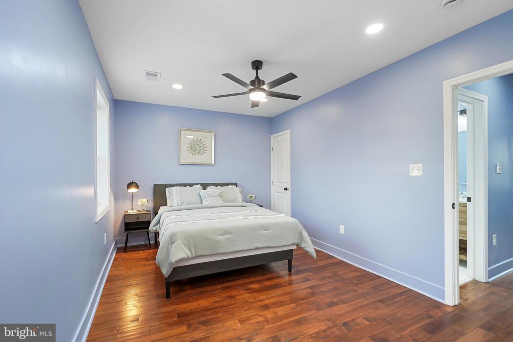 234 Gallatin St NW
