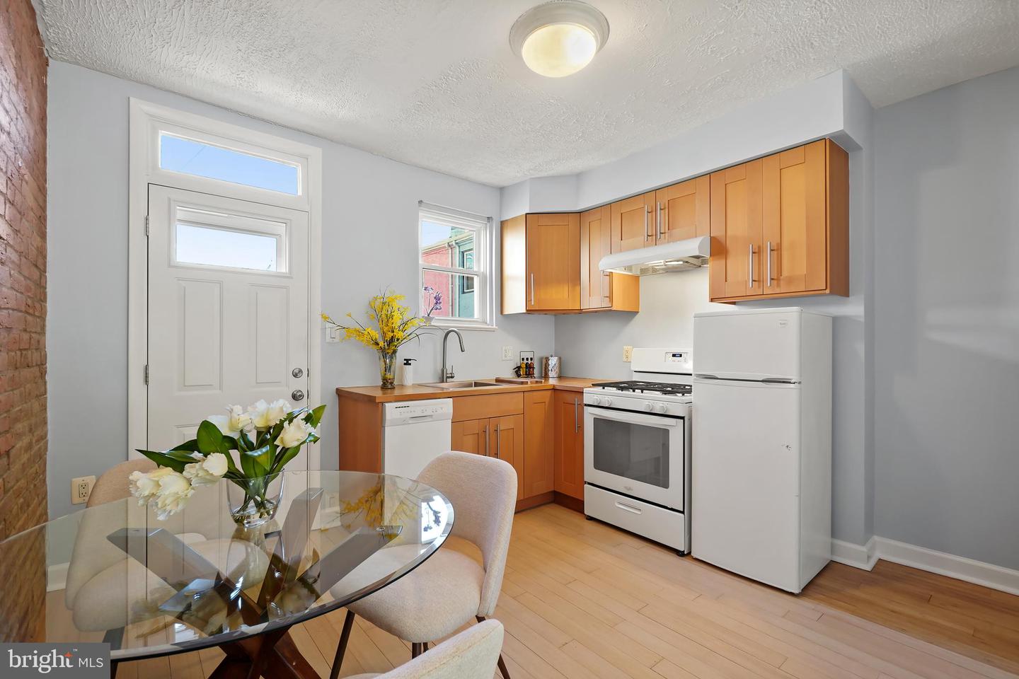 1811 6th St NW