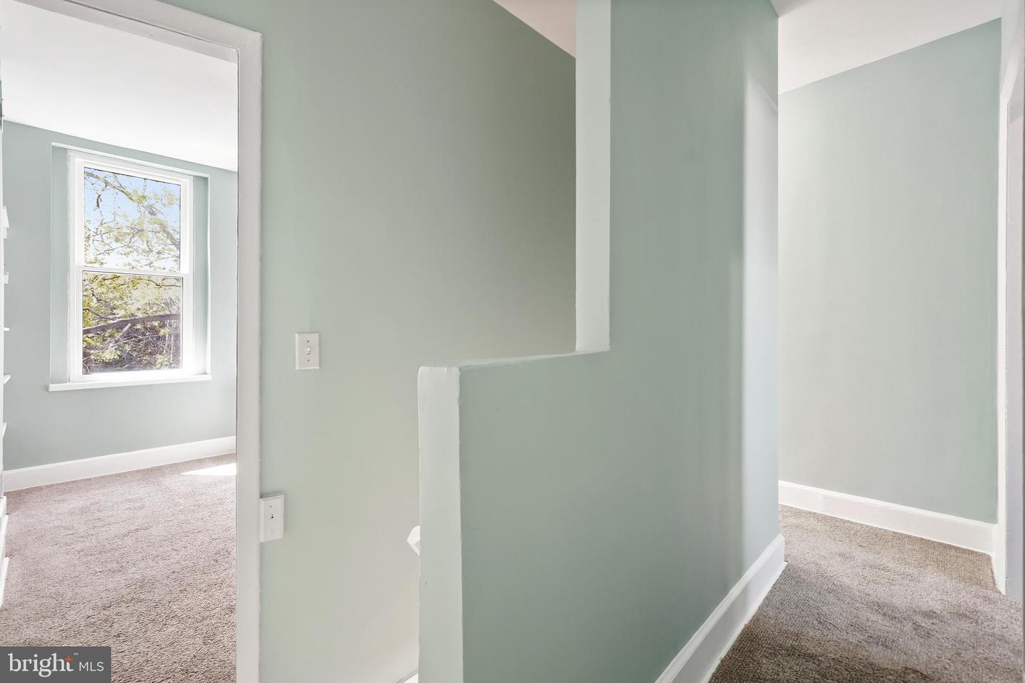 1811 6th St NW