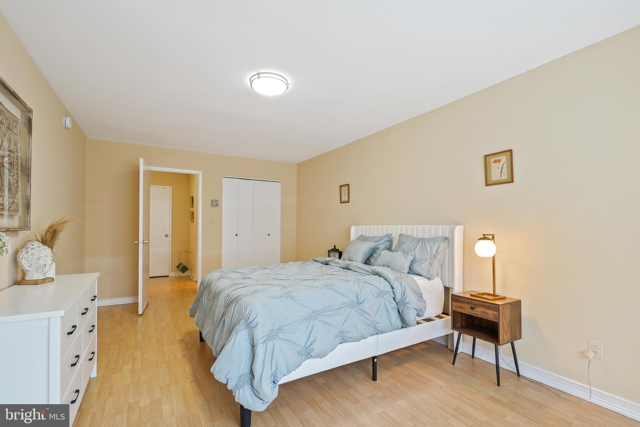 1330 New Hampshire Ave NW #818