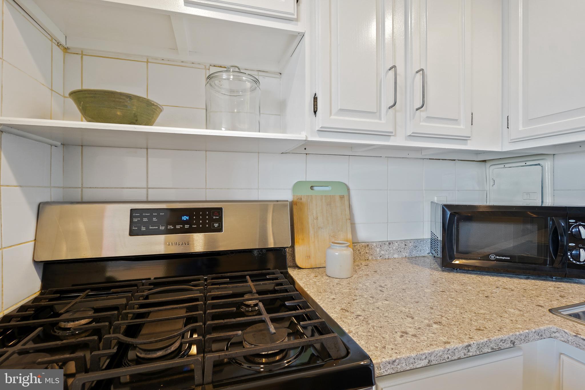 1330 New Hampshire Ave NW #818