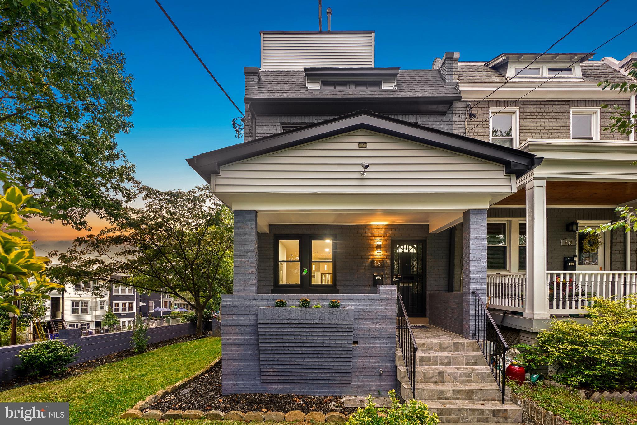 461 DELAFIELD PLACE NW