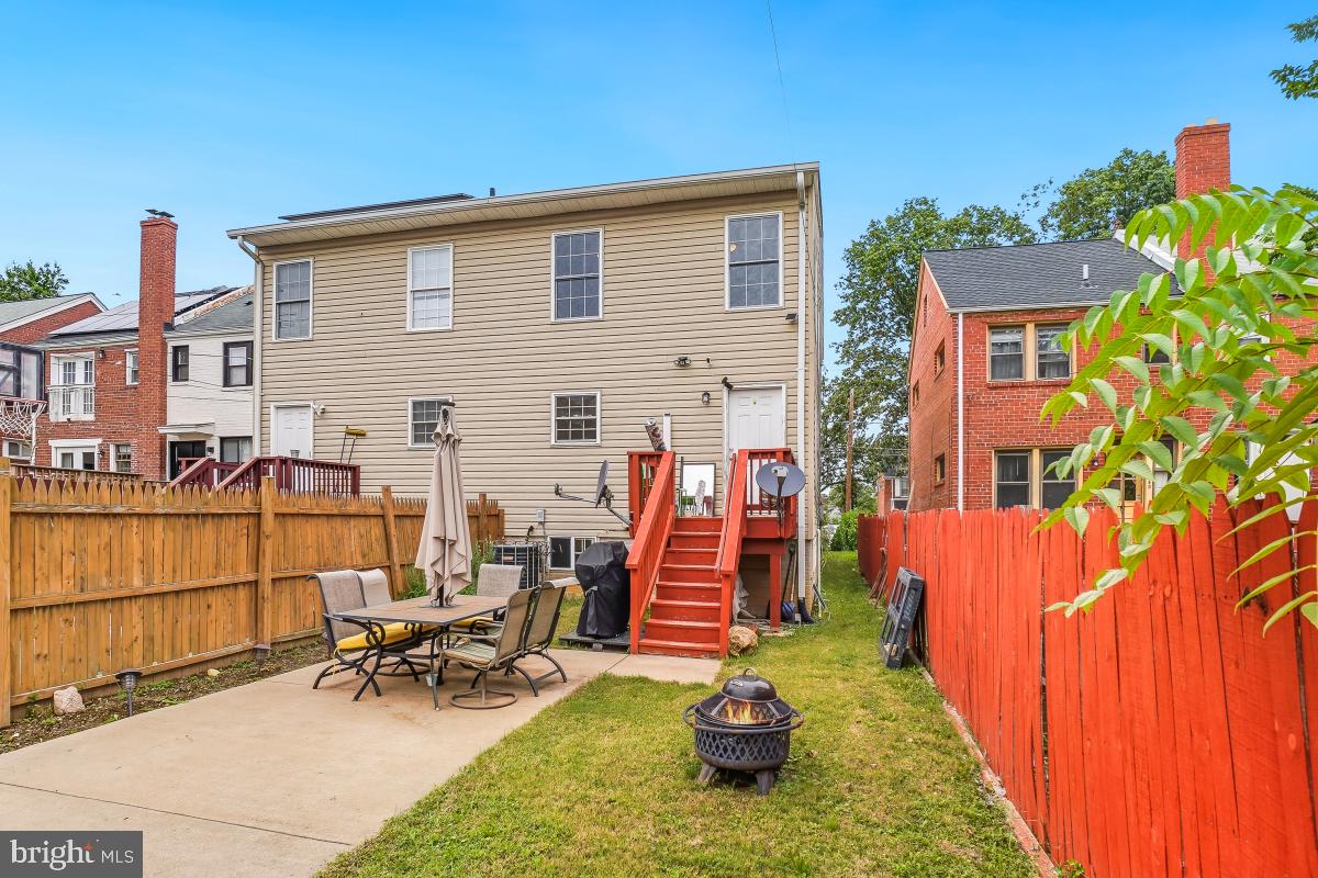 154 FORRESTER STREET SW