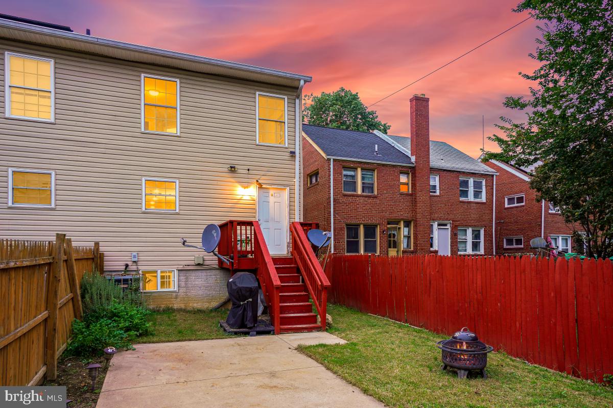 154 FORRESTER STREET SW