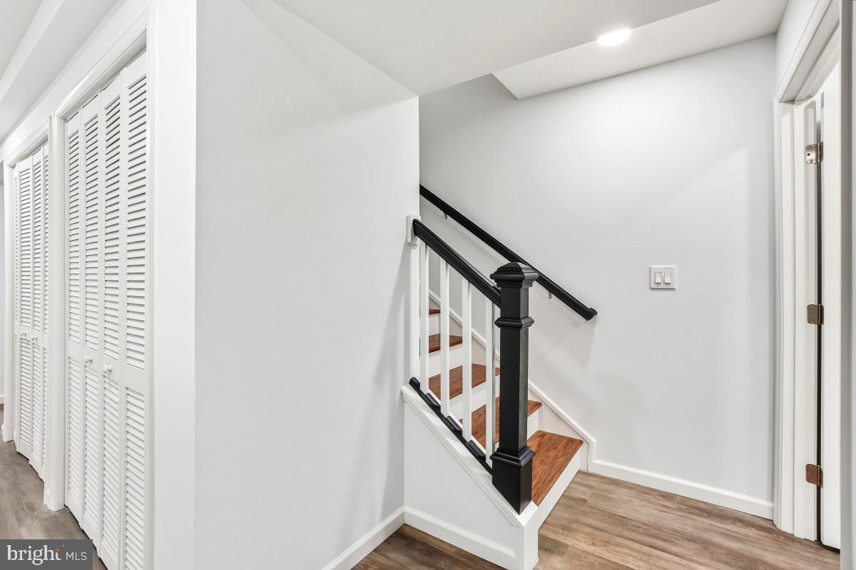 461 DELAFIELD PLACE NW