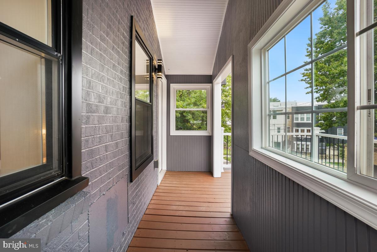 461 DELAFIELD PLACE NW