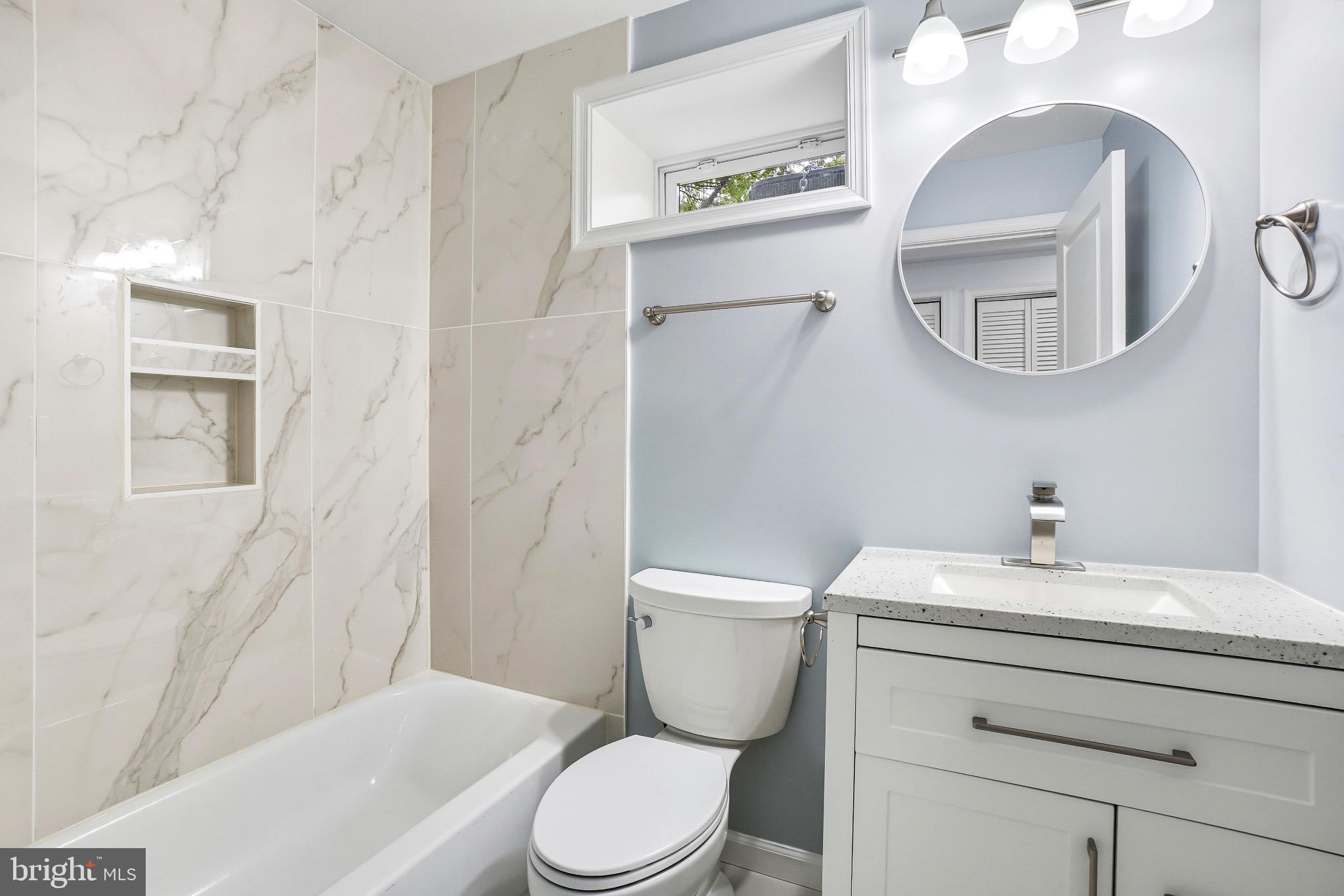 461 DELAFIELD PLACE NW